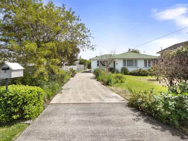 5 Hammond Street, Bulls