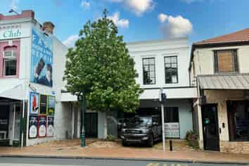 HIGH-PROFILE RETAIL IN PARNELL VILLAGE
