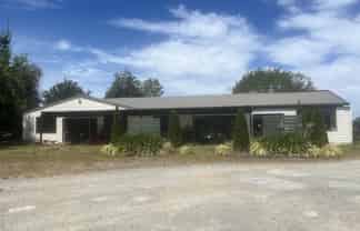 19-23 Peters Street, Hinds