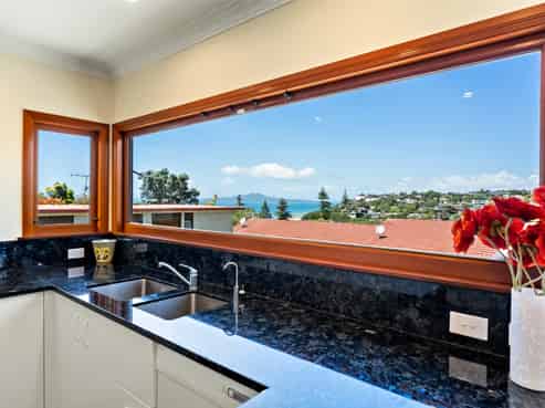 7 Brighton Terrace, Mairangi Bay