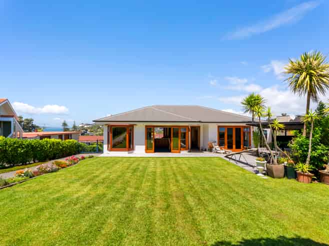 7 Brighton Terrace, Mairangi Bay
