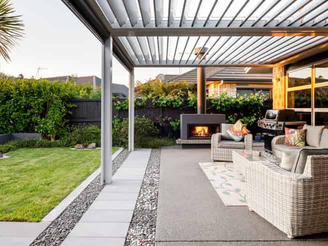 140 Saint James Drive, Huntington