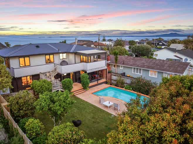 48 Gulf View Road, Murrays Bay