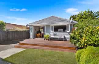 8 Whitfield Street, Sumner