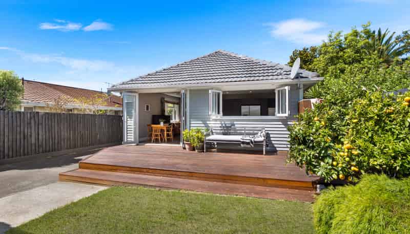 8 Whitfield Street, Sumner