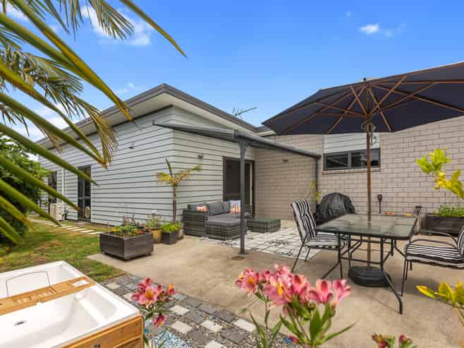 4 Testacea Lane, Papamoa Beach