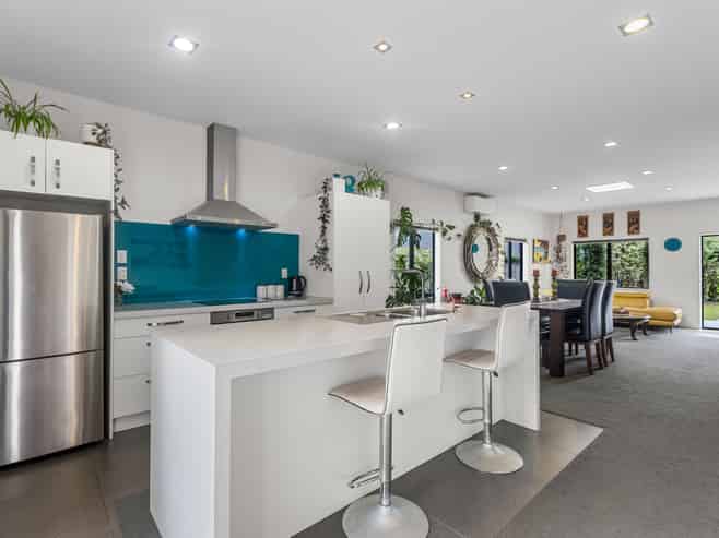 4 Testacea Lane, Papamoa Beach