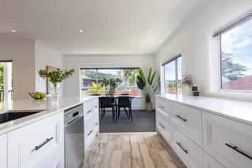 97 Konini Road, Titirangi