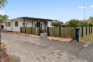 50A Holland Street, Glenholme