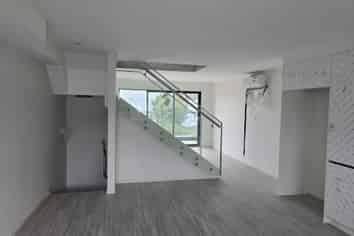 B,C,D/1 Scout Ave, Three Kings