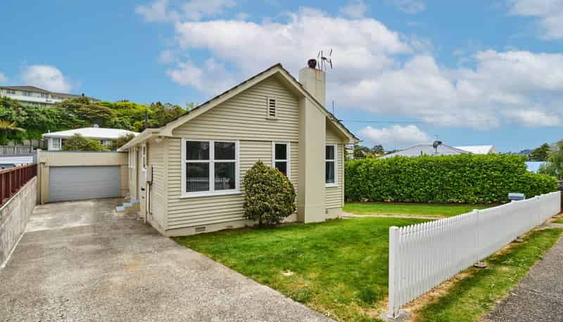 14 Pembroke Street, Tawa