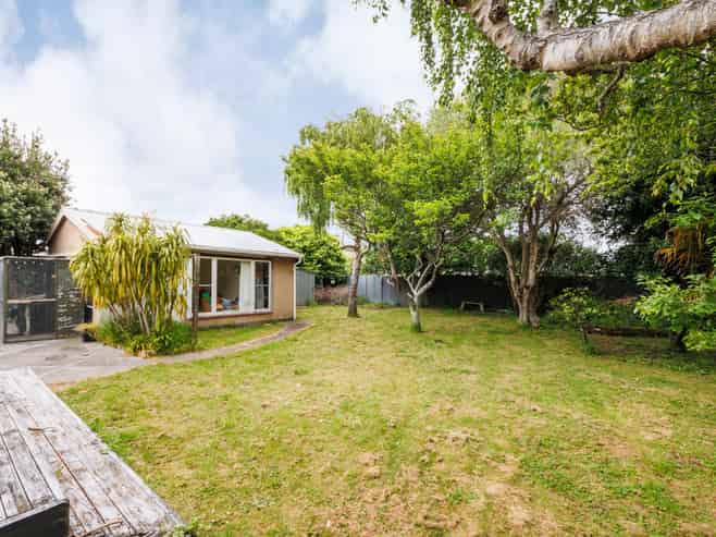 30a Puriri Terrace, Roslyn