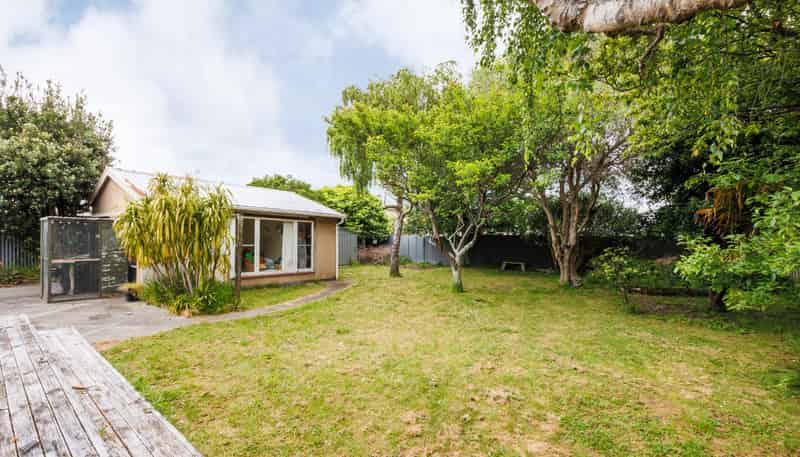 30a Puriri Terrace, Roslyn