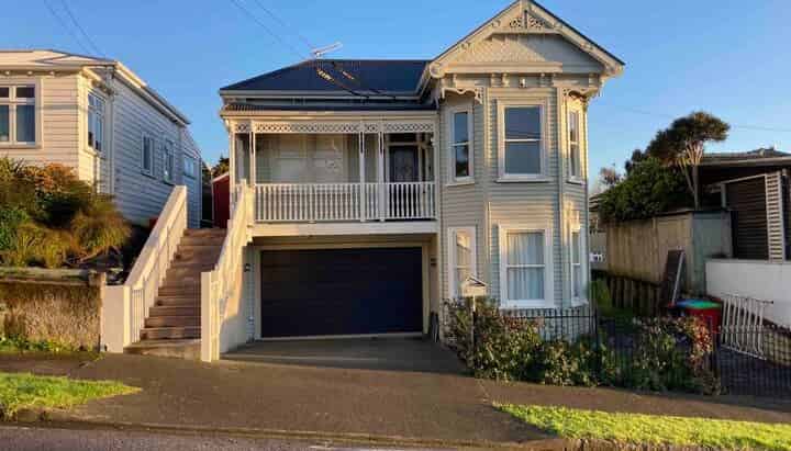 18 Tutanekai Street, Grey Lynn