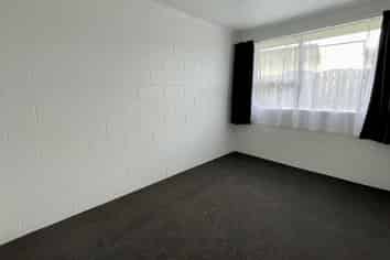 1/7 Cameron road, Hamilton East