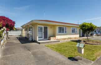 45 Merton Crescent, Pirimai