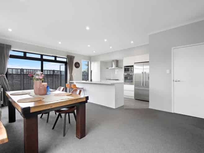 5 Teal Way, Hobsonville