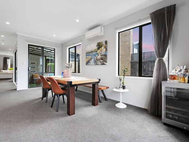 5 Teal Way, Hobsonville