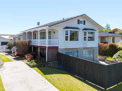 16 Glengarry Place, Hilltop