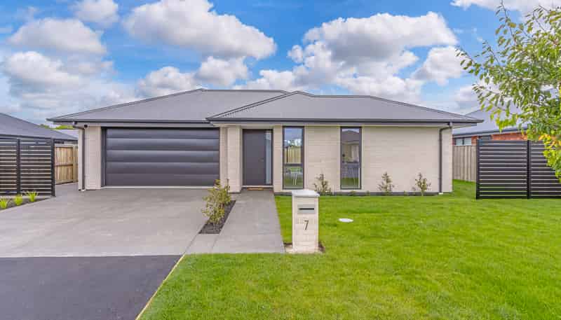 7 Freeville Place, New Brighton