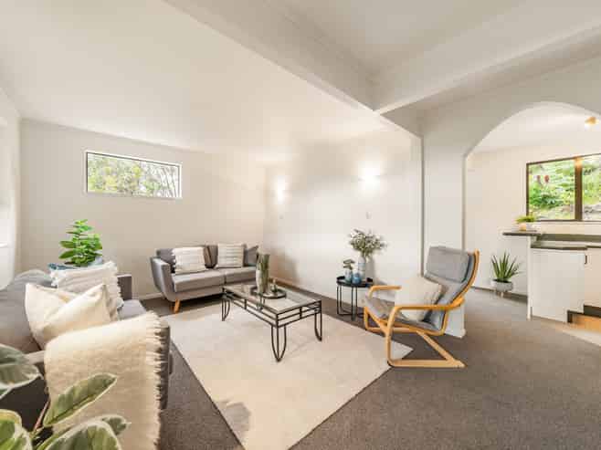 79 Sunbrae Drive, Silverstream