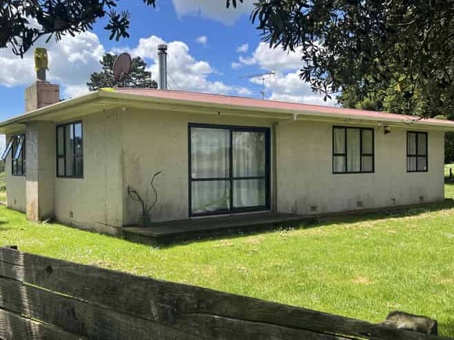 76 Brookside Road, Glenbrook