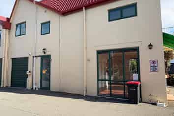 Modern Live/Work Unit with Profile