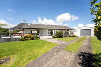 100 Windermere Drive, Poike