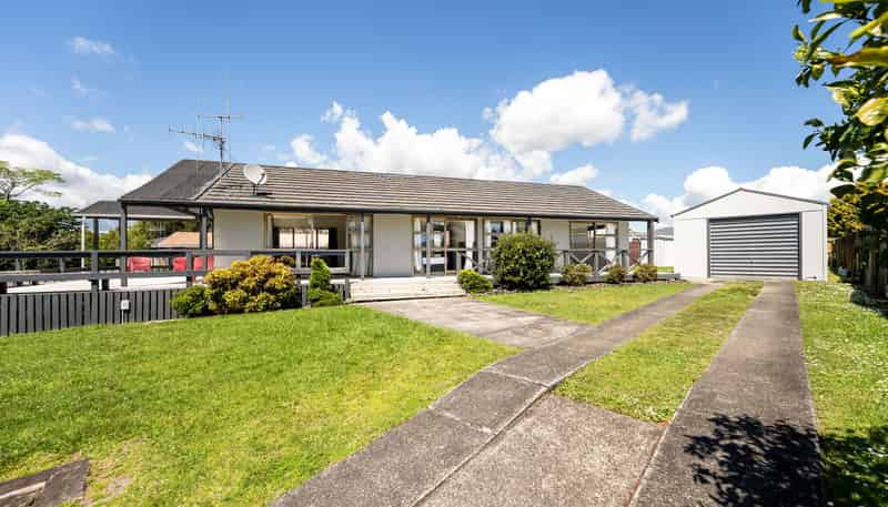 100 Windermere Drive, Poike