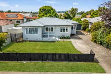 911 Rangiora Street, Mahora