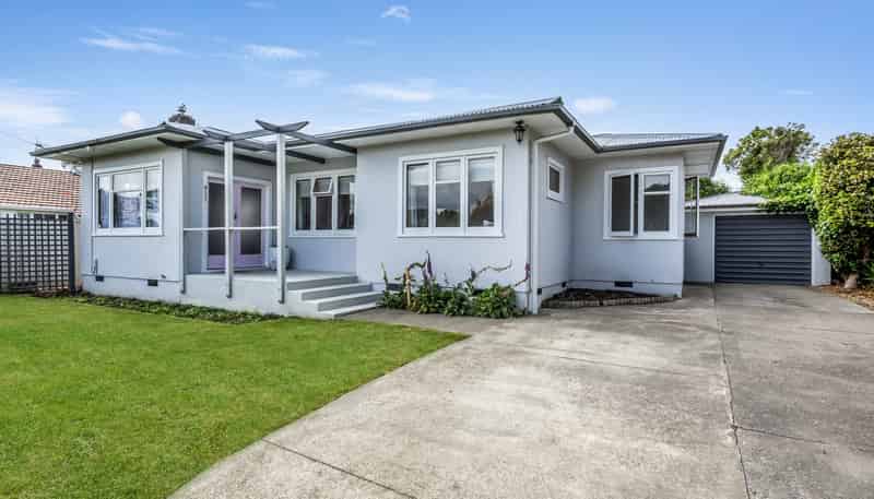 911 Rangiora Street, Mahora