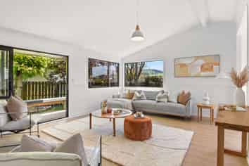 12 Matthew Place, Kawaha Point