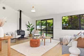 12 Matthew Place, Kawaha Point