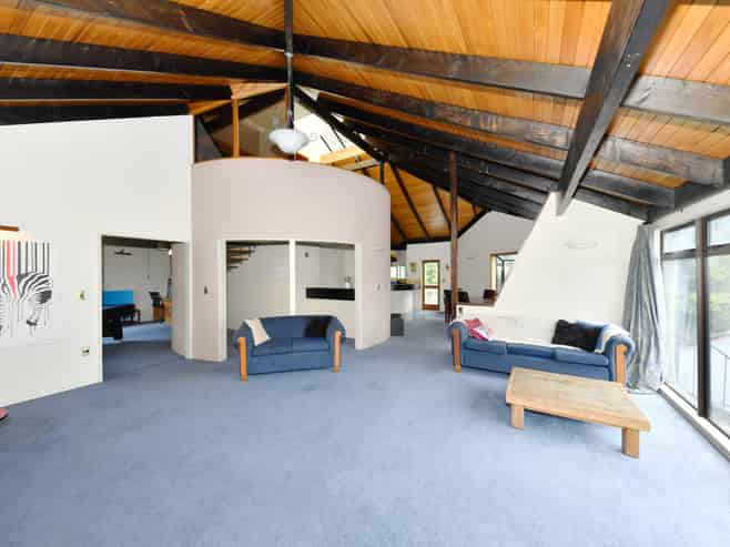 17 Aotea Terrace, Huntsbury