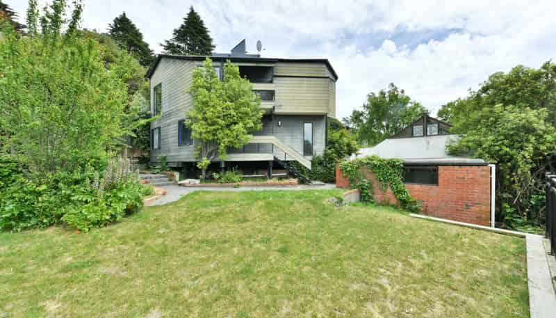 17 Aotea Terrace, Huntsbury