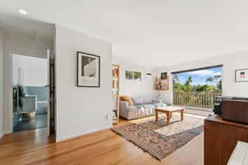 261 Titirangi Road, Titirangi