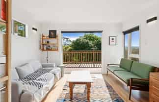 261 Titirangi Road, Titirangi