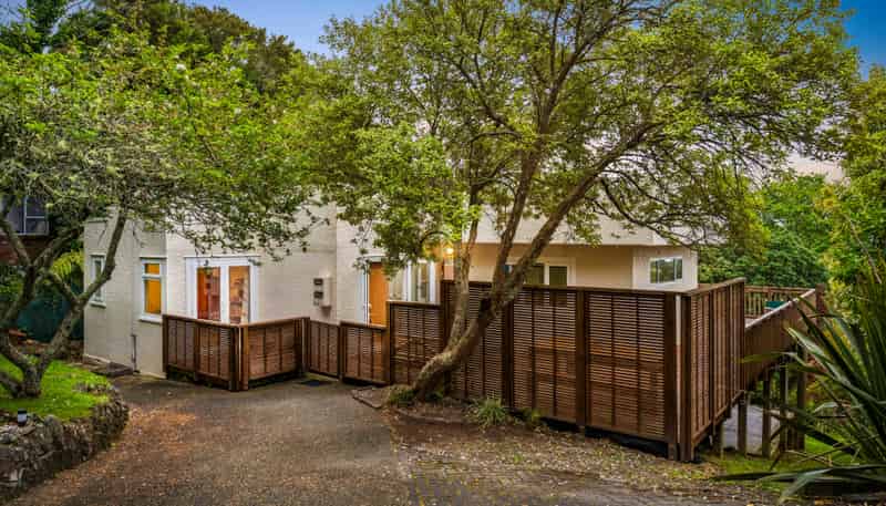 261 Titirangi Road, Titirangi