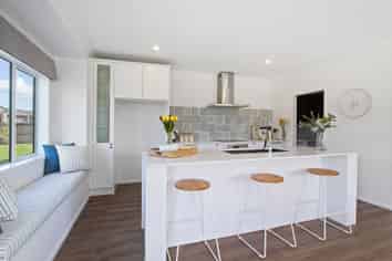 9 Day Road, Patumahoe