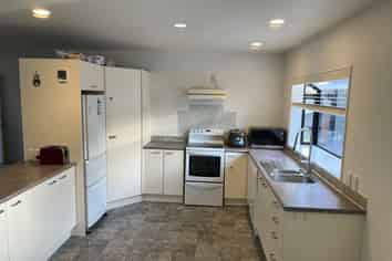 5B Mchardy Place , Glenfield