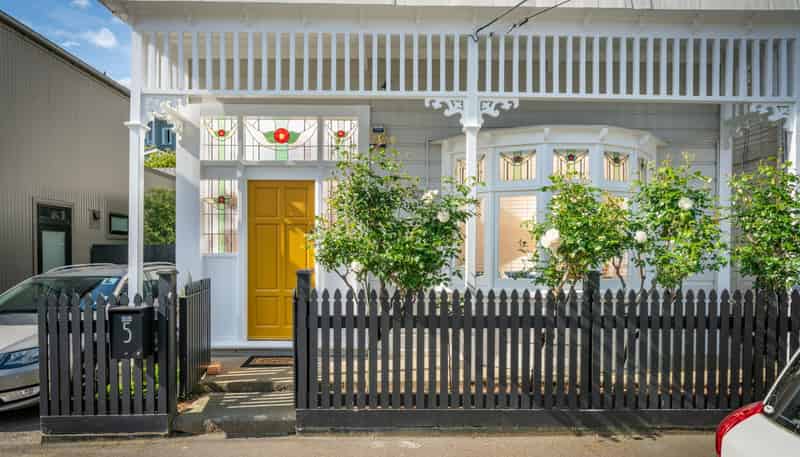 5 Armour Avenue, Mount Victoria