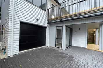 20B Pipitea Place, Massey