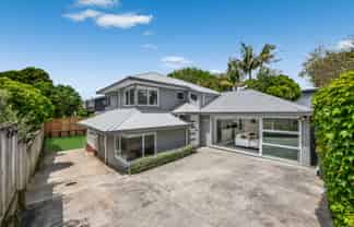 2/34 Howe Street, Howick