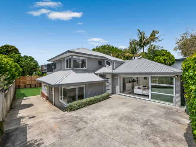 2/34 Howe Street, Howick