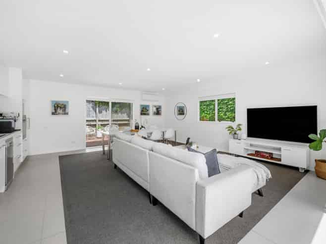 2/34 Howe Street, Howick