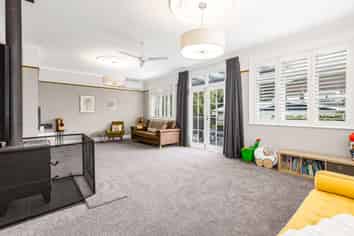 108 Clyde Street, Island Bay