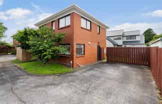 2/100 Marua Road, Ellerslie