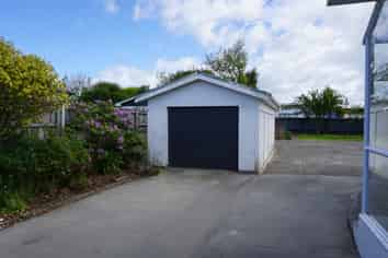 518 Yarrow Street, Glengarry