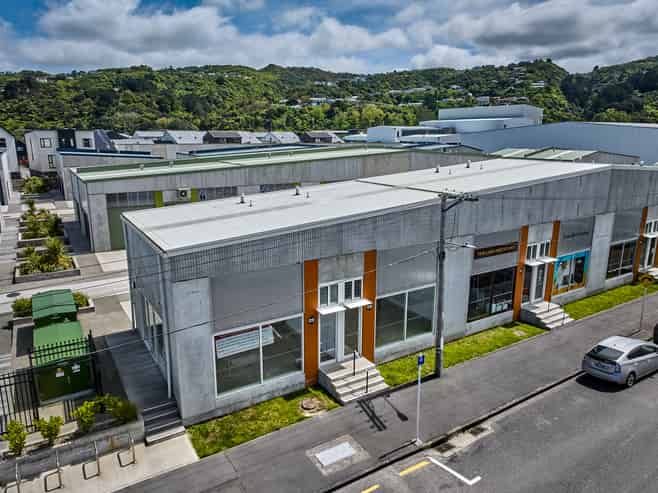 High-Profile Retail Unit In Petone
