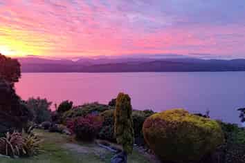 70 Nevay Road, Karaka Bays